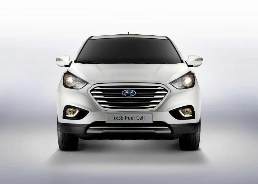  Hyundai ix35 Fuel Cell 2012 года  (фото 14 из 32)